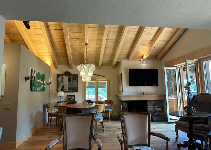 Newly Renovated In Wispile Near The Park 빌라 *