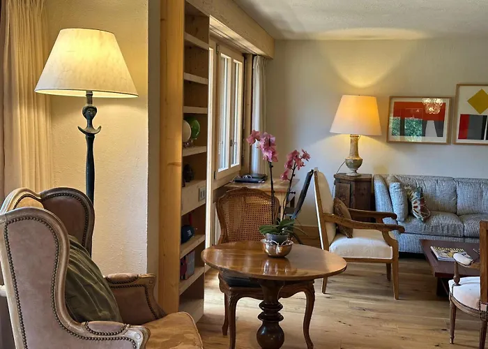 Newly Renovated In Wispile Near The Park 빌라 *