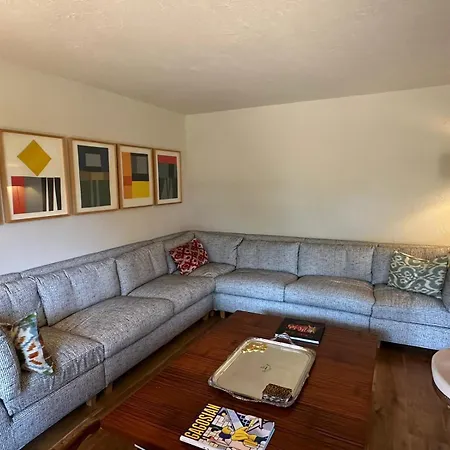 Villa Newly Renovated In Wispile Near The Park *